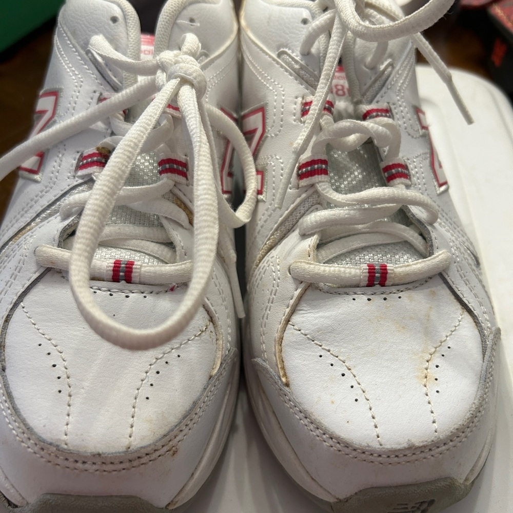 Women’s New Balance White and Pink Sneakers Size 8.5